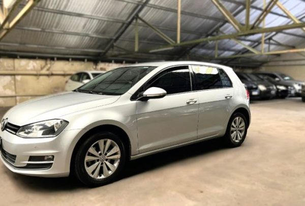 Volkswagen Golf Highline 2015
