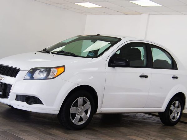 Chevrolet Aveo Ls 2015