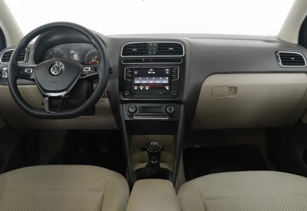 Volkswagen Vento Highline 2018 - Image 7